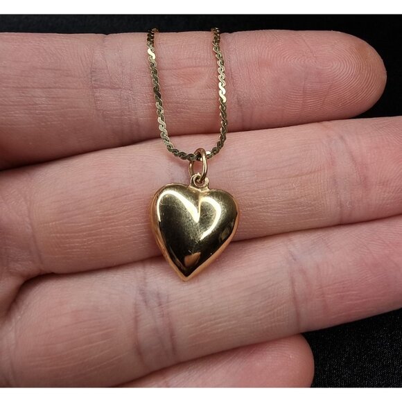 14K Solid Gold Heart Pendant Necklace With Delicate Chain For Women - Picture 5 of 7